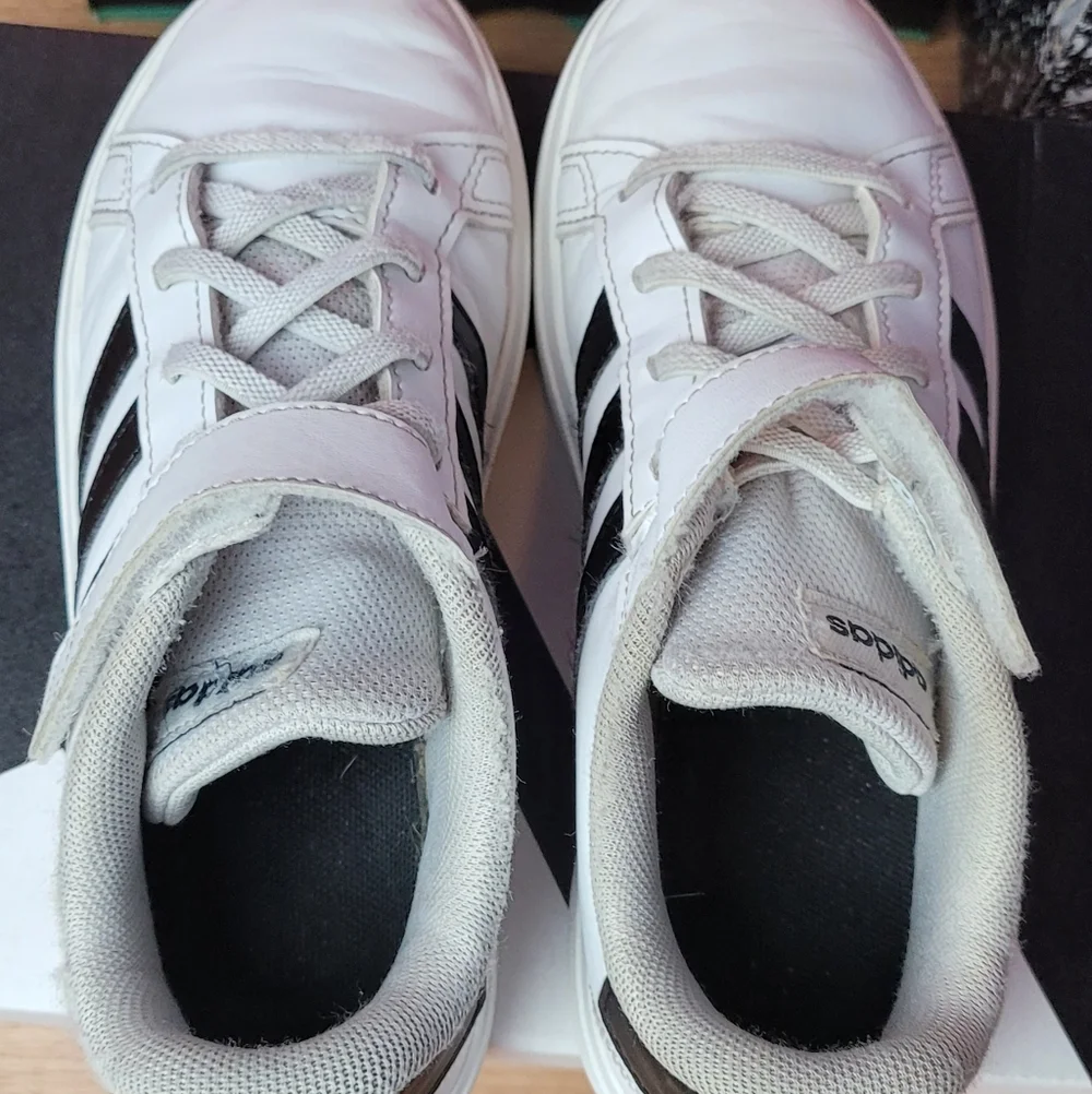 Adidas White and Black Sneakers